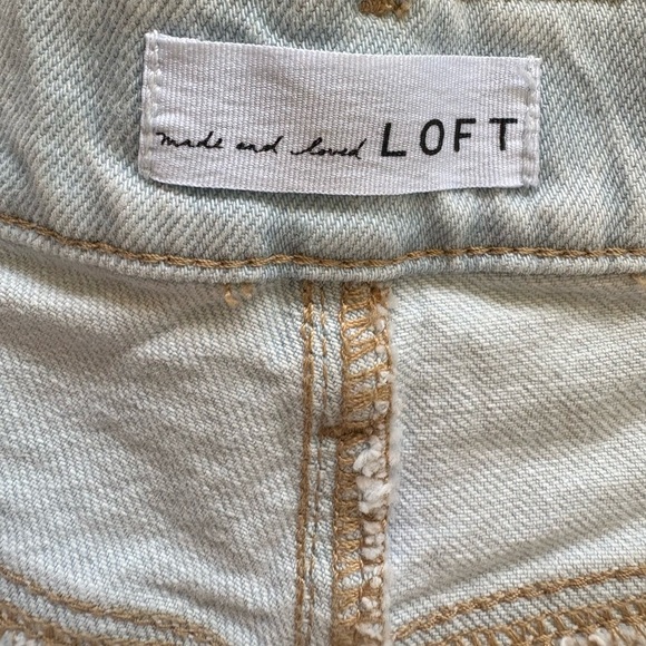 LOFT women’s light wash cut off denim shorts sz 26 / 2 raw hem 99% cotton - Picture 7 of 8